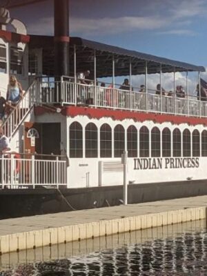 Riverboat Cruise & Wright's Farm 3