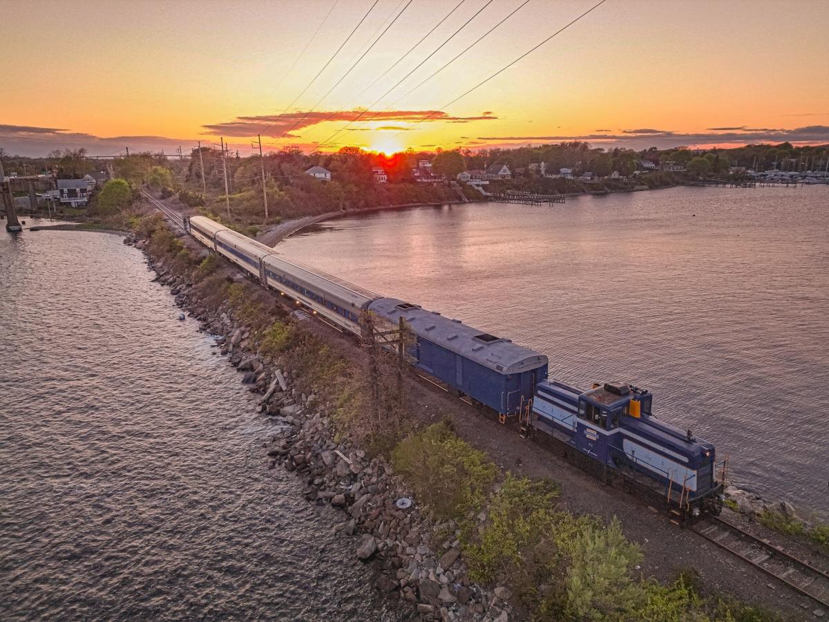 Newport dinner train 14